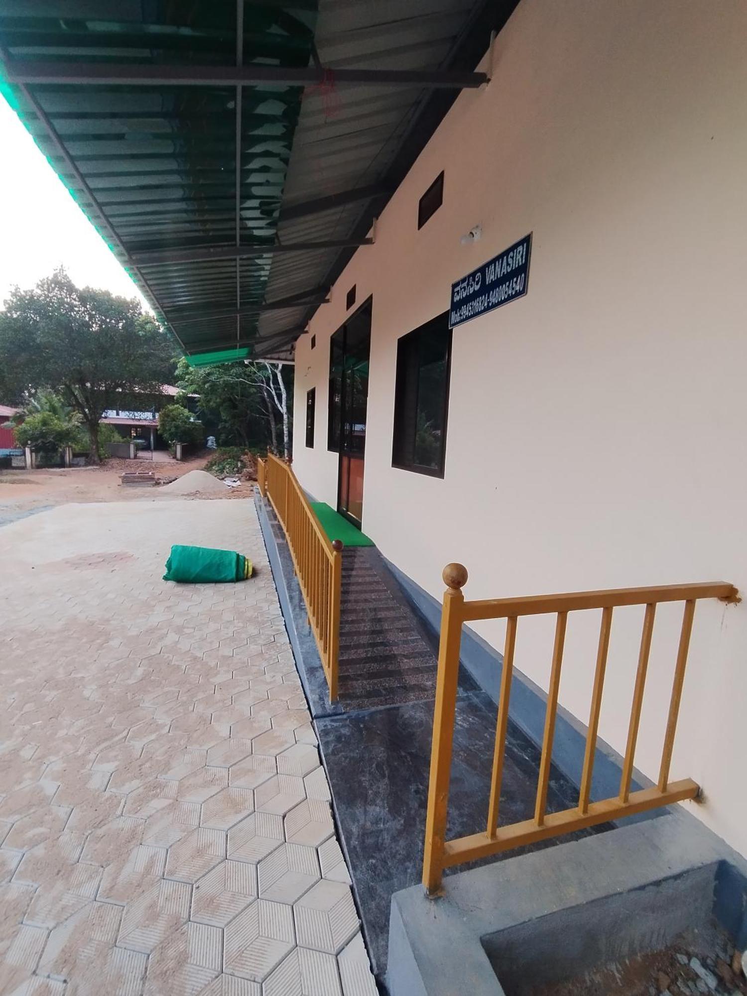 Vanasiri Cottage Dharmastala Exterior photo